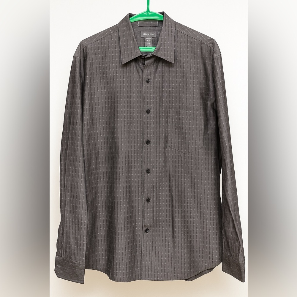Van Heusen Charcoal Button-Down Shirt XL subtle print